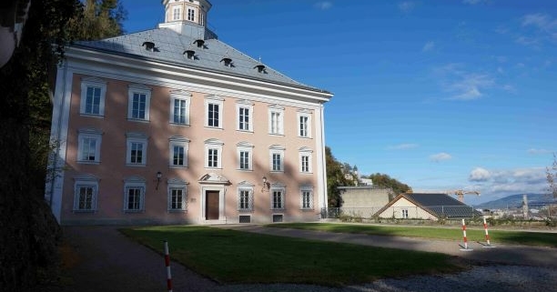 Das Centre of European Union Studies befindet sich am Mönchsberg.